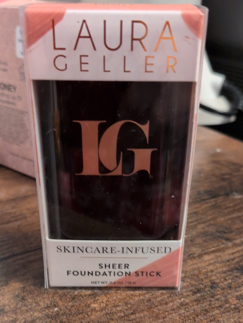 Laura Geller Sheer Foundation Stick Skincare Infused Light Color